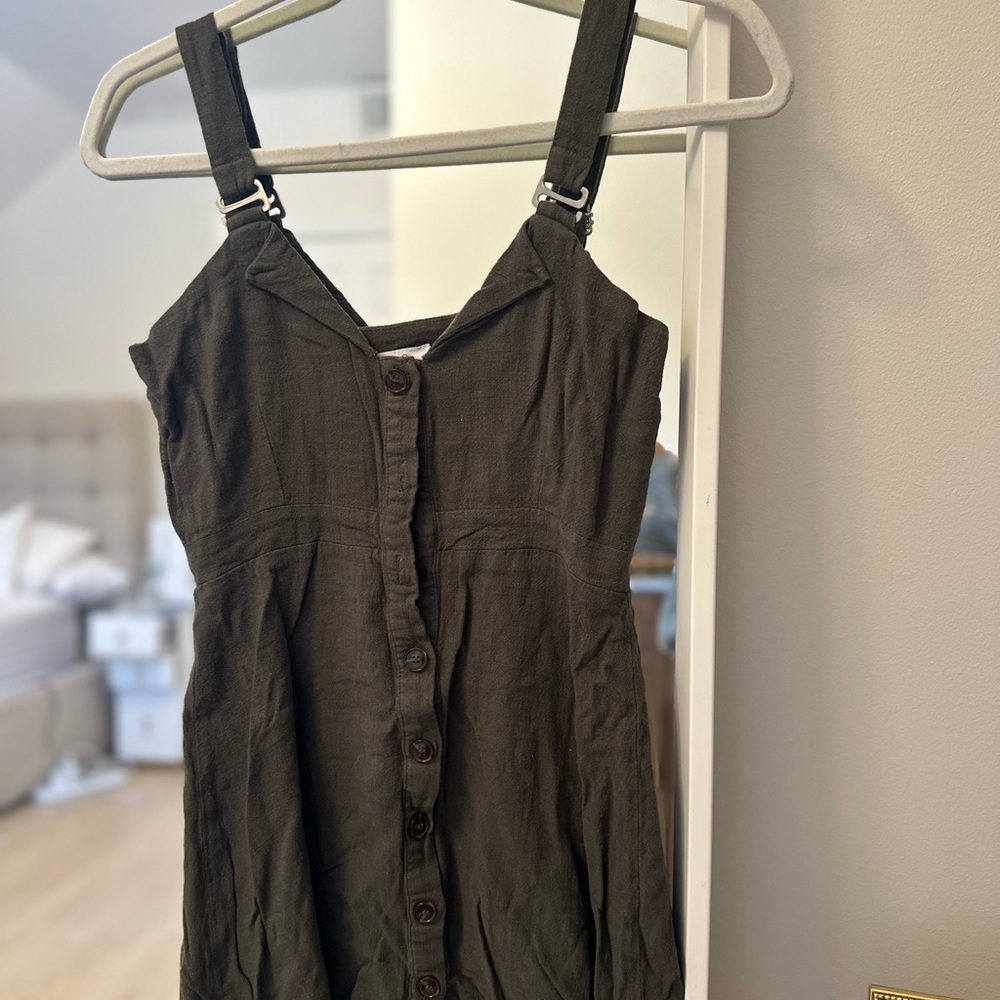 Stylish Olive Green Button-Down Dress